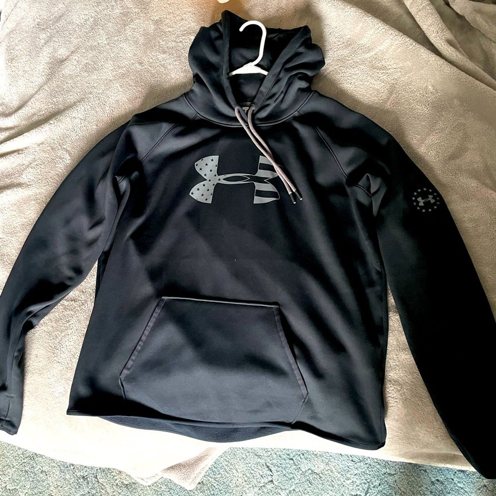 Brand new under armour womens XL hoodie